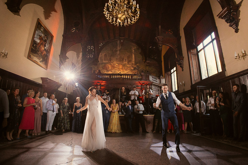 N+S, międzynarodowy plenerowy ślub na zamku z ceremonią jak z filmu 179